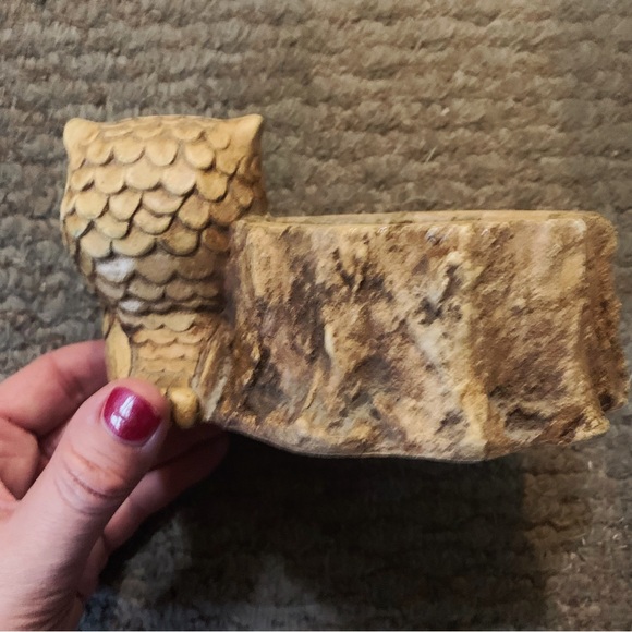 Vintage 1981 CAP owl and wood stump resin-like planter - Picture 3 of 6